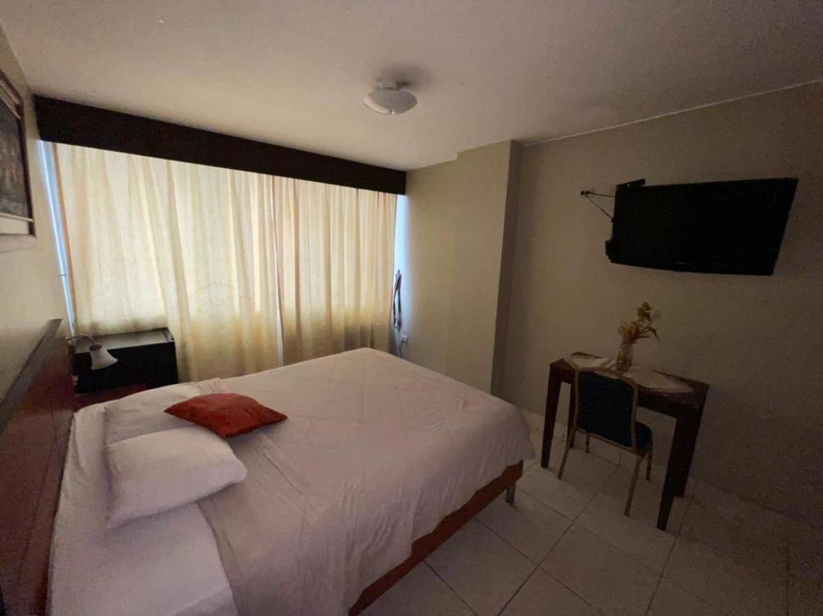 Tropical Inn Hotel Guayaquil Ngoại thất bức ảnh