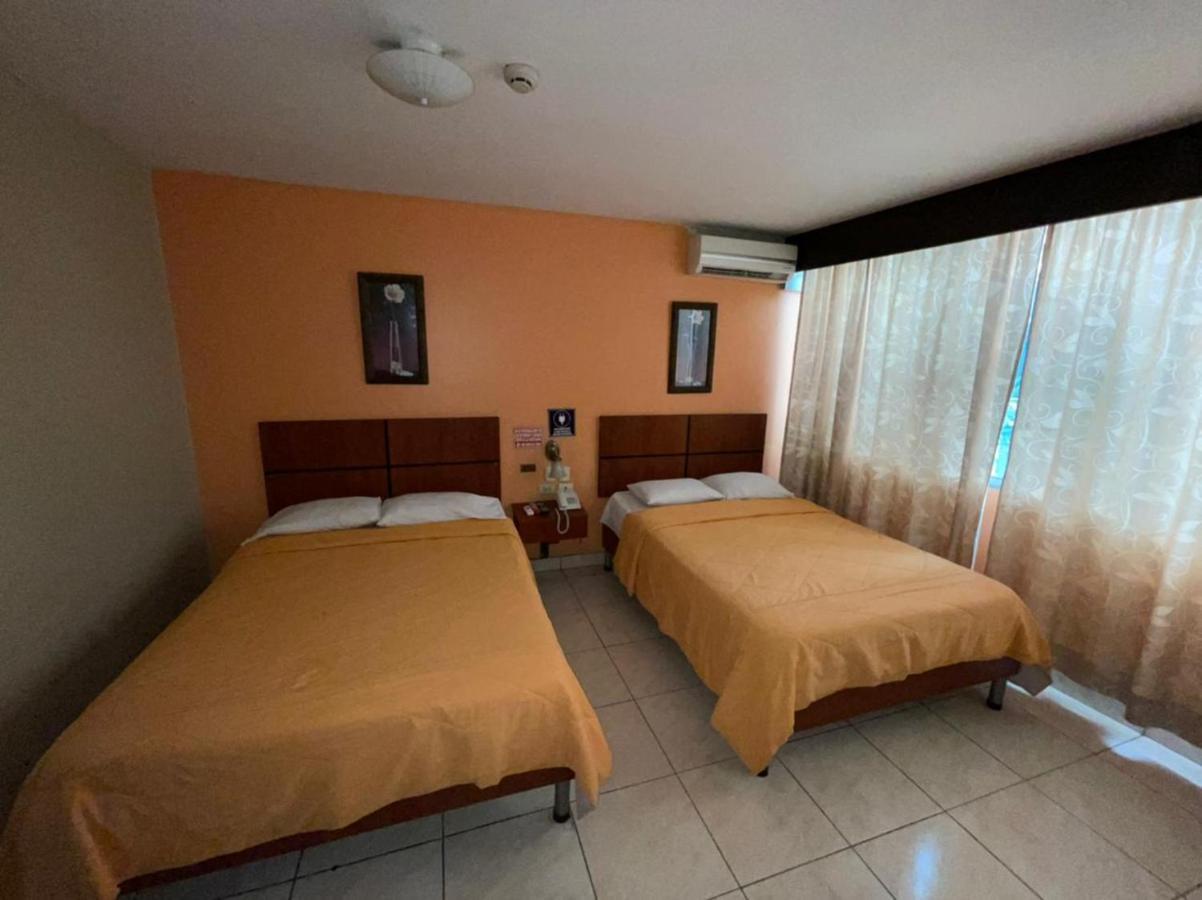Tropical Inn Hotel Guayaquil Ngoại thất bức ảnh