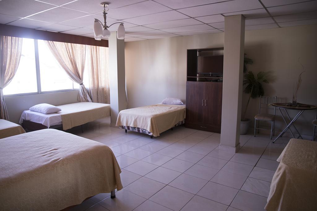 Tropical Inn Hotel Guayaquil Ngoại thất bức ảnh