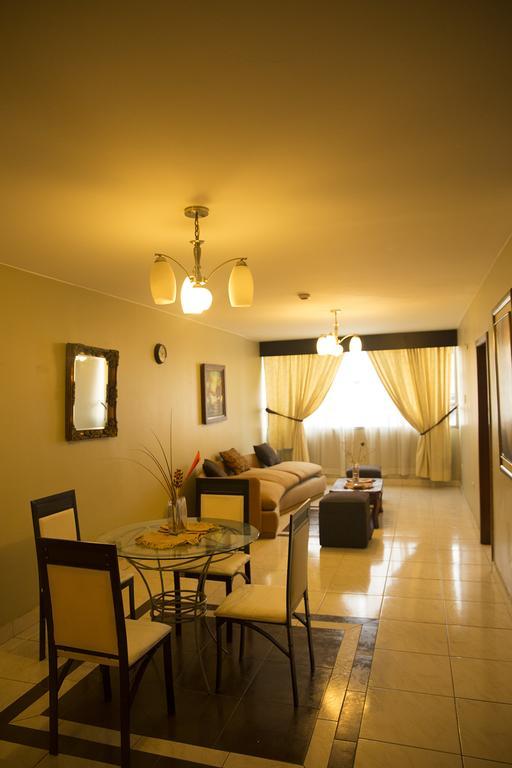 Tropical Inn Hotel Guayaquil Ngoại thất bức ảnh